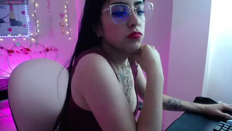 Adri  online show from 02.06.25