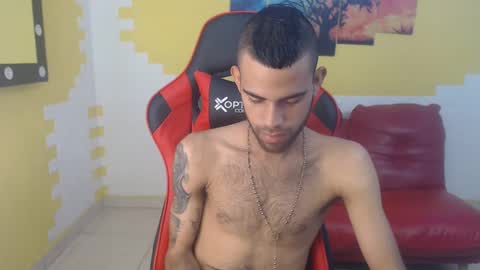 Snapshot of adri_sexboy chatting on 12.04.24 adri_sexboy online show from 12.04.24