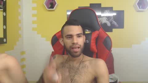 Snapshot of adri_sexboy chatting on 12.18.24 adri_sexboy online show from 12.18.24