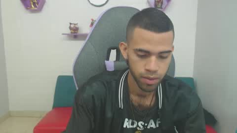 Snapshot of adri_sexboy chatting on 01.24.25 adri_sexboy online show from 01.24.25