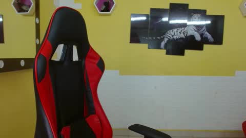 Snapshot of adri_sexboy chatting on 01.30.25 adri_sexboy online show from 01.30.25