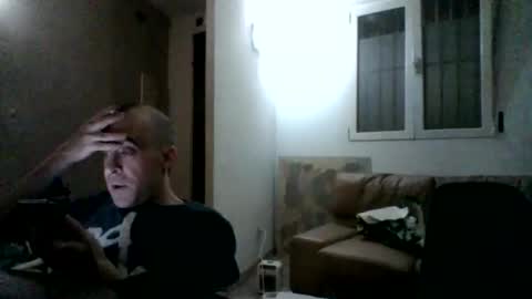 Snapshot of adria35cbtmartorell chatting on 10.22.25 adria35cbtmartorell online show from 10.22.25