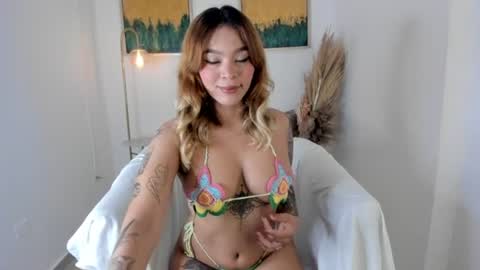 Snapshot of adria_ross chatting on 07.15.26 Adriana online show from 07.15.26