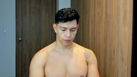 Adrian del Mar online show from 05.06.26