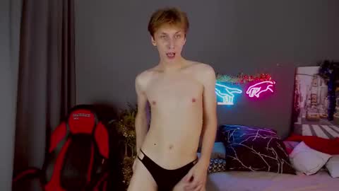 Adrian online show from 12.08.24