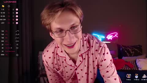 Adrian online show from 02.10.25