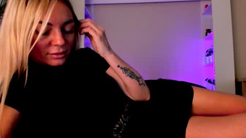 Adriana online show from 12.14.24