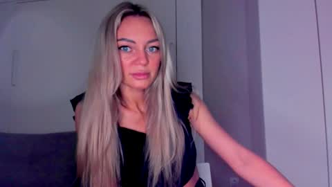 Adriana online show from 01.29.25