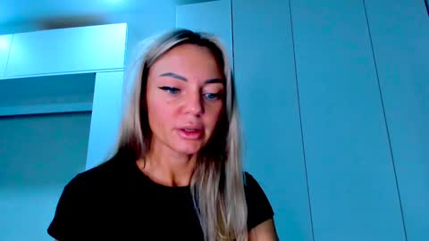 Adriana online show from 01.31.25