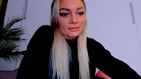 Adriana online show from 03.04.25