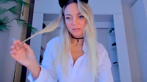 Adriana online show from 03.07.25