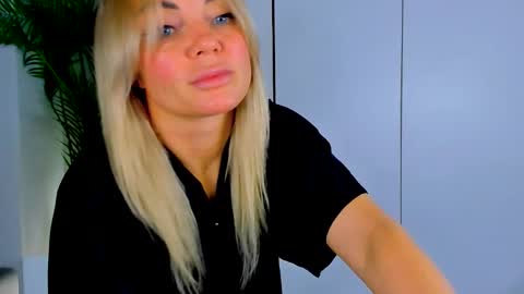 Adriana online show from 03.26.26