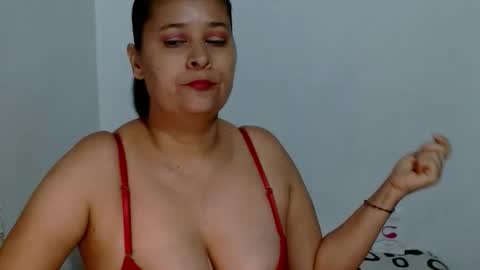 Adriana milf online show from 10.19.25