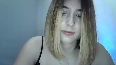 adrianabliss_ online show from 09.21.25