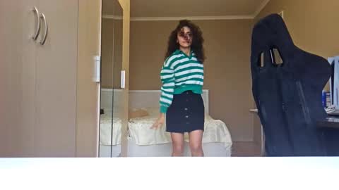 adrianasegrest online show from 12.02.25