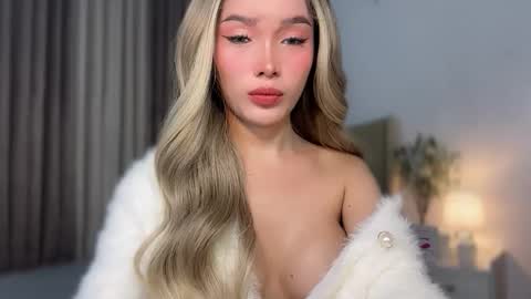 adrianna_limaxx online show from 04.07.26