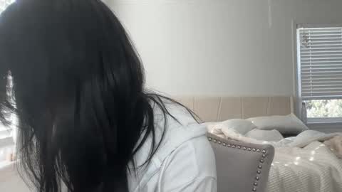 Adrianna  online show from 01.28.25