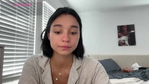 Adrianna  online show from 09.08.25