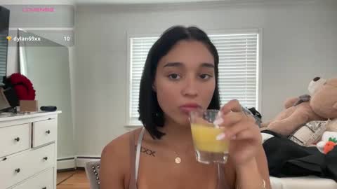 Adrianna  online show from 10.12.25