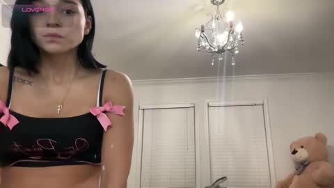 Adrianna  online show from 11.10.25