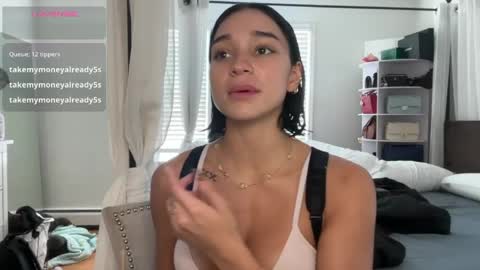 Adrianna  online show from 04.04.26