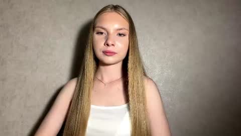 Caroline online show from 08.09.26