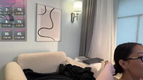 adrianochi_ online show from 10.20.25