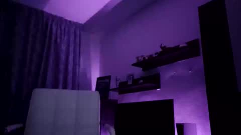 Snapshot of adrianohunt chatting on 11.16.25 Adriano online show from 11.16.25