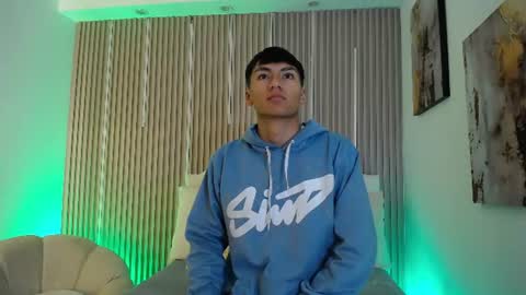 adrianstark_ online show from 07.09.26