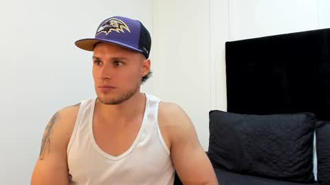 Adrein Roche online show from 01.19.25