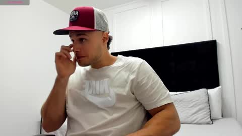 Adrein Roche online show from 01.25.25