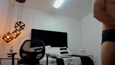 Adrein Roche online show from 02.18.25