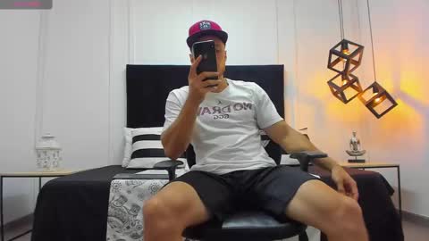 Adrein Roche online show from 02.18.25