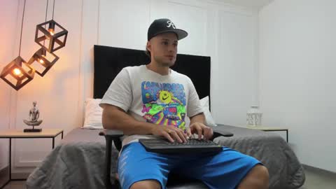 Adrein Roche online show from 02.26.25