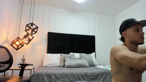 Adrein Roche online show from 02.27.25