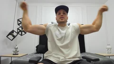 Adrein Roche online show from 09.23.25