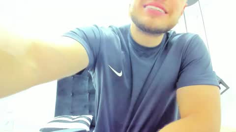 Adrein Roche online show from 10.06.25