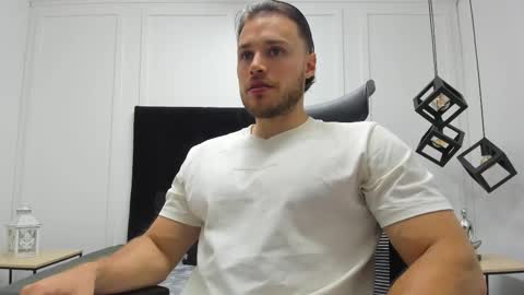 Adrein Roche online show from 10.07.25