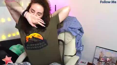 Snapshot of adrihanna chatting on 01.31.25 Adriana online show from 01.31.25