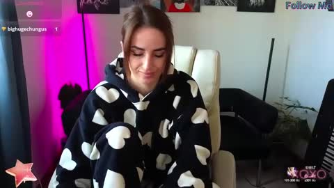 Snapshot of adrihanna chatting on 03.07.25 Adriana online show from 03.07.25