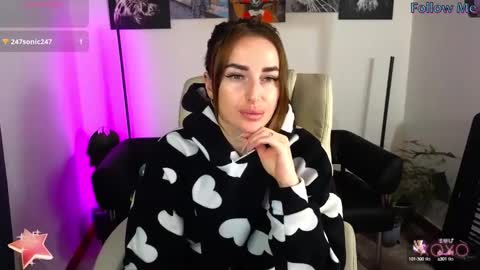 Snapshot of adrihanna chatting on 03.11.25 Adriana online show from 03.11.25