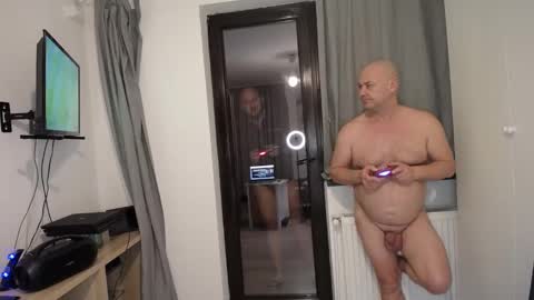 BEST LOVER online show from 01.24.25