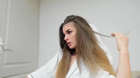 adventurina online show from 11.19.25