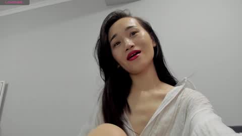 Aenie online show from 12.30.24