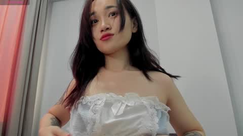 Aenie online show from 01.10.25