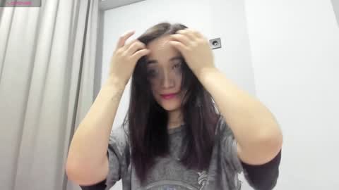 Aenie online show from 01.17.25