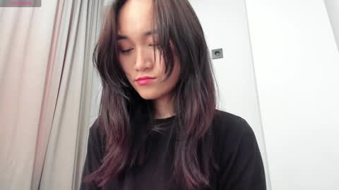 Aenie online show from 02.03.25