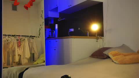 Naomi My instagram account - teasing naomi online show from 12.05.24