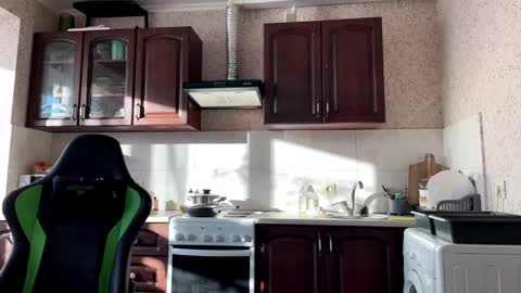 vegans taste better online show from 12.26.24