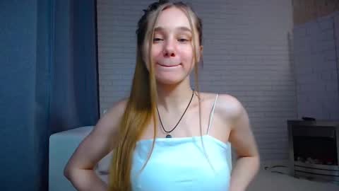 afeliya_shy online show from 02.04.25